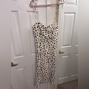 Party in Paris Sage white dress